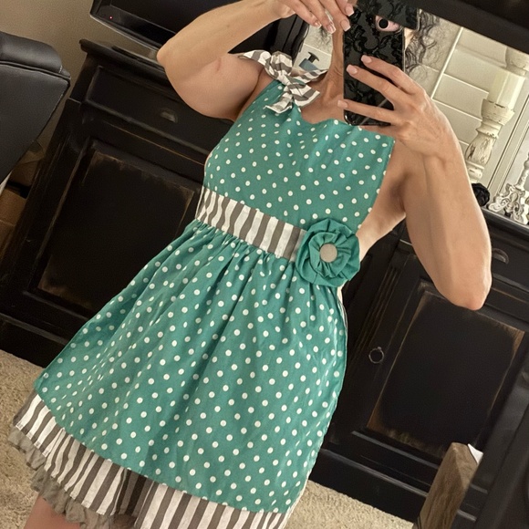 Handmade Apron - Picture 3 of 3